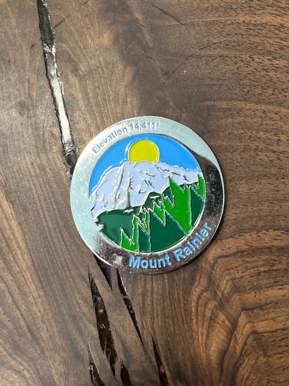 Mount Rainier Geocaching Trackable Geocoin